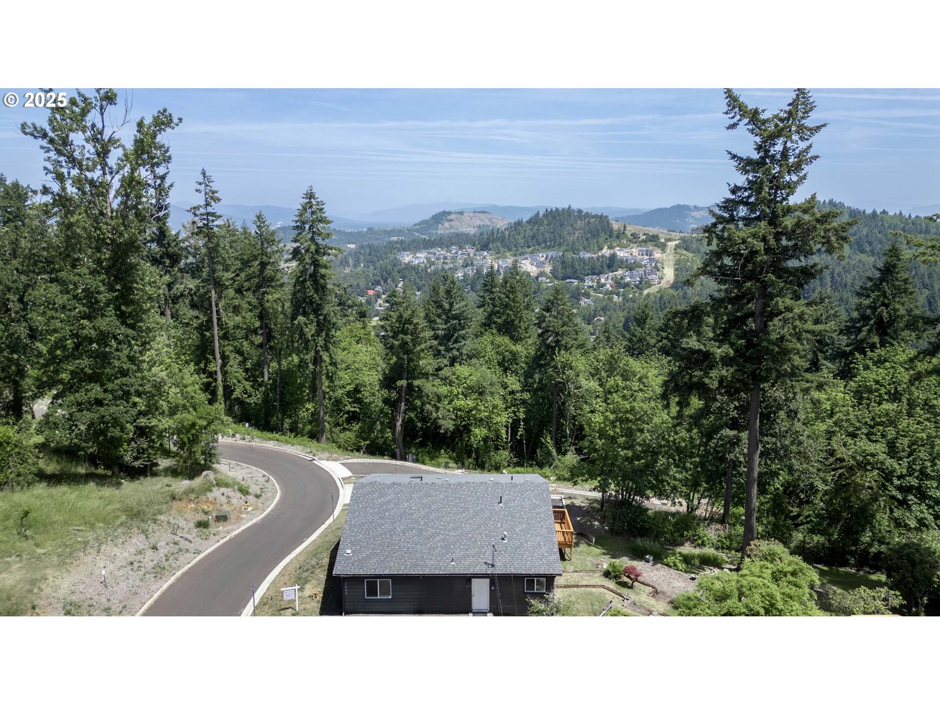 2689 CUPOLA DR