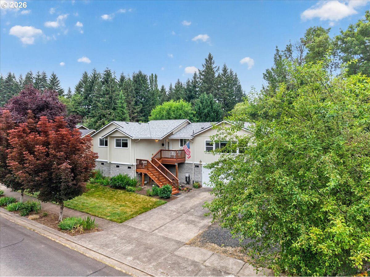 1218 Heather LN