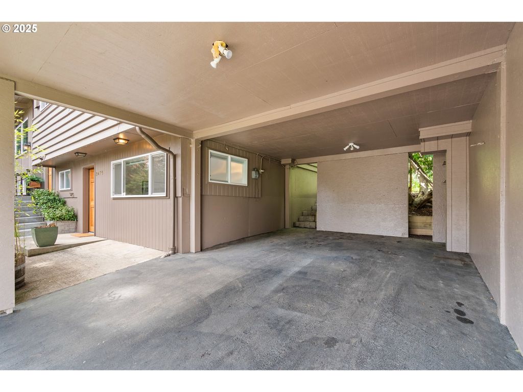 listing image 44