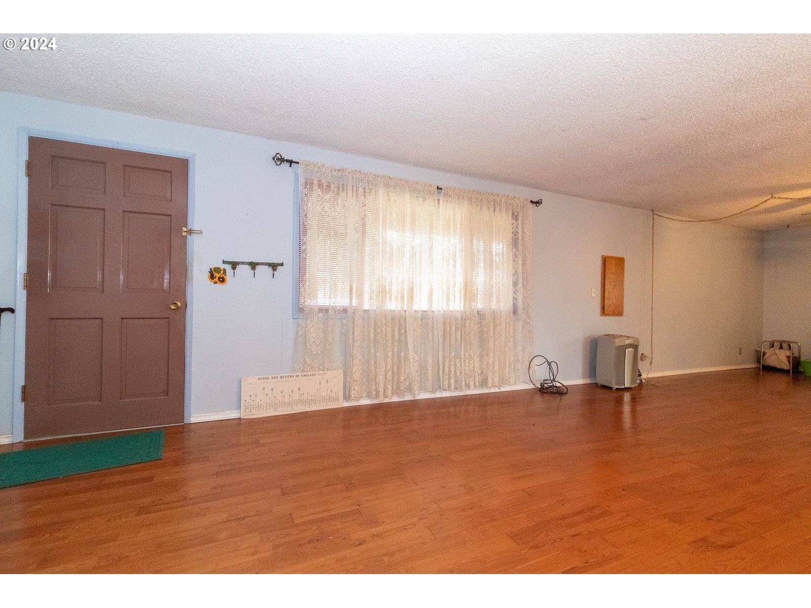 Florence, Oregon 97439, United States, 3 Bedrooms Bedrooms, ,2 BathroomsBathrooms,Residential,Pending,25214