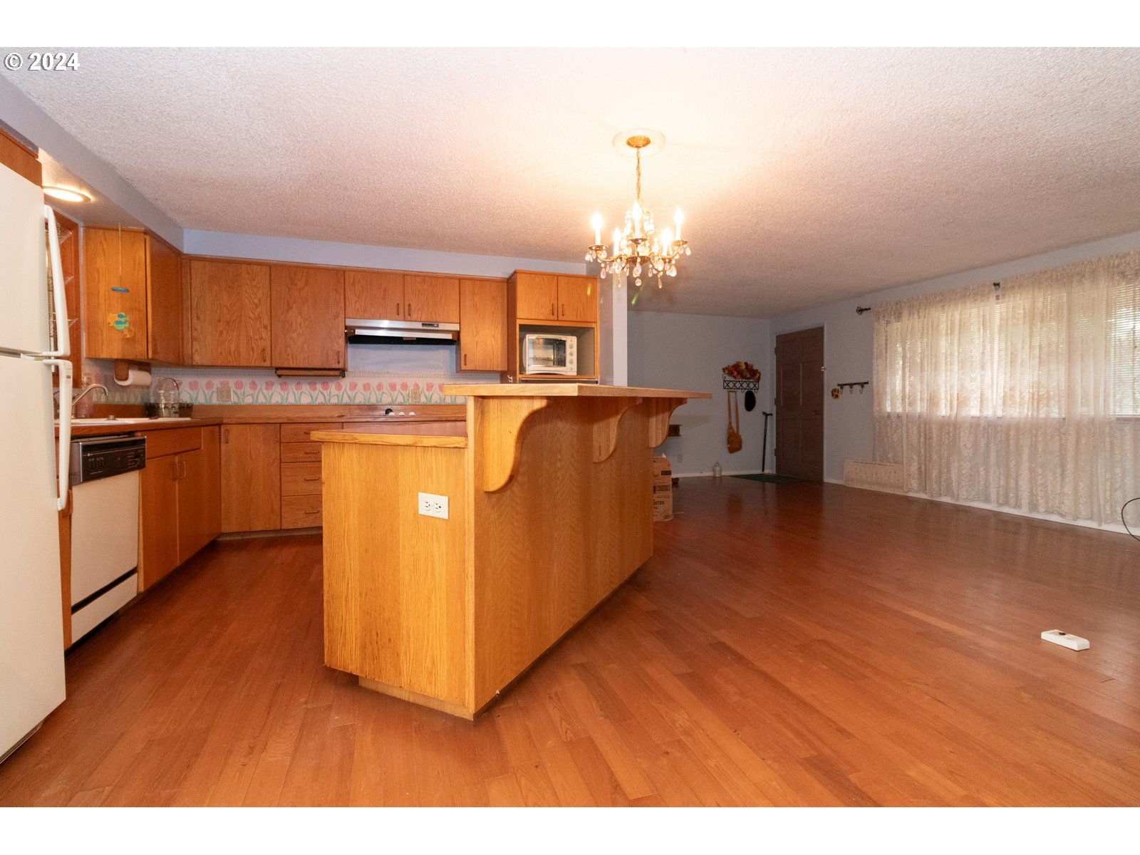 Florence, Oregon 97439, United States, 3 Bedrooms Bedrooms, ,2 BathroomsBathrooms,Residential,Pending,25214