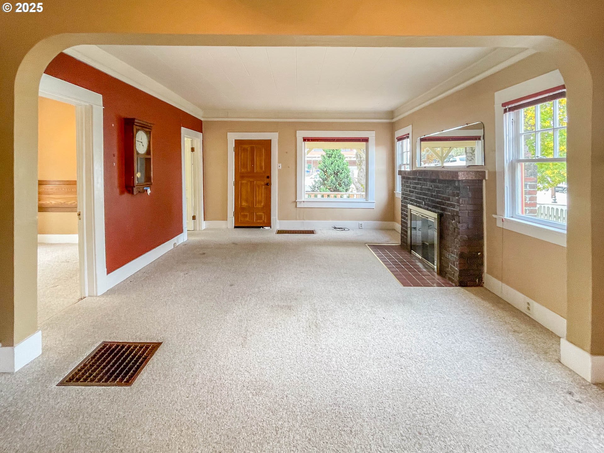 1118 SE WASHINGTON AVE