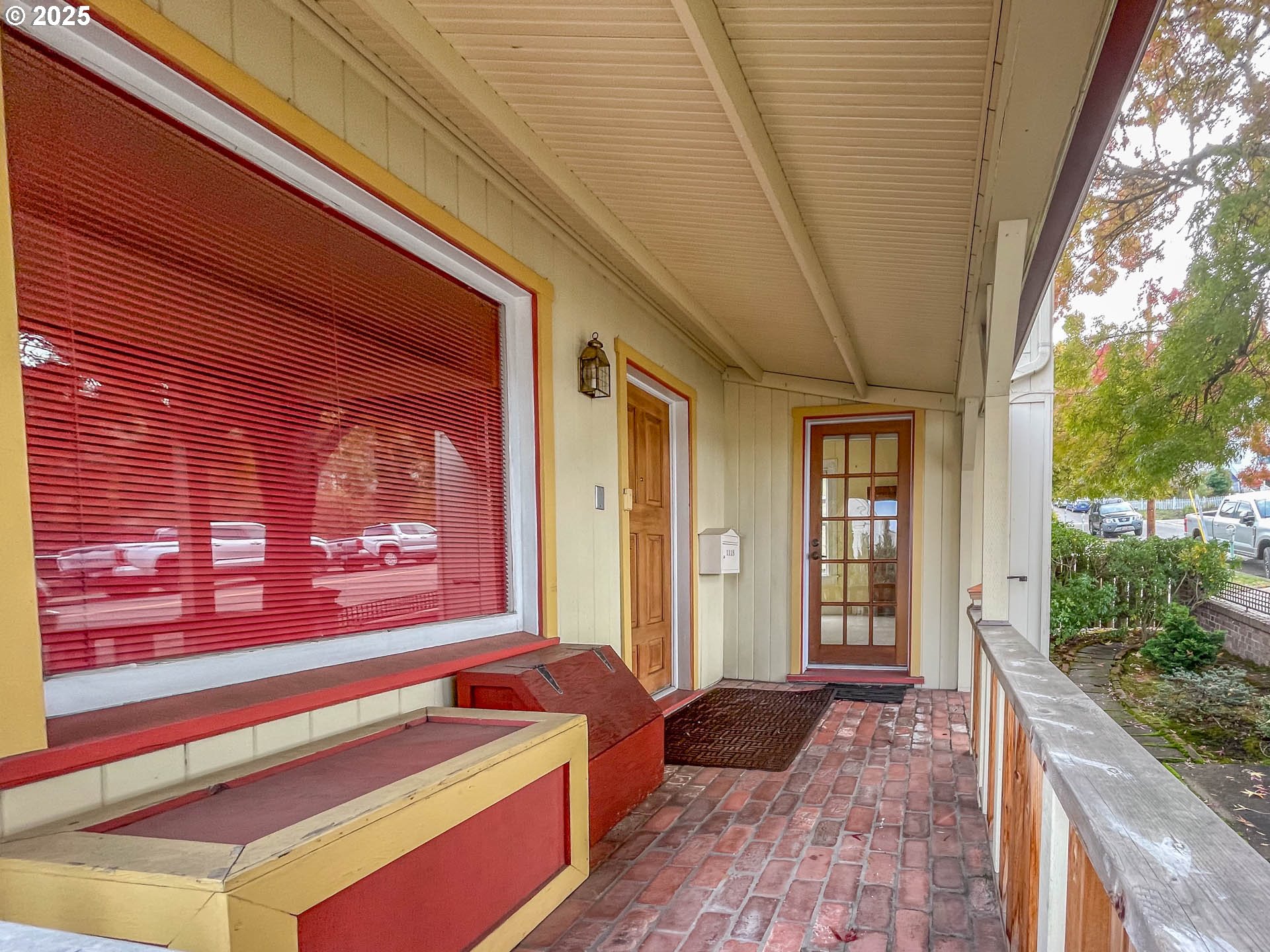 1118 SE WASHINGTON AVE