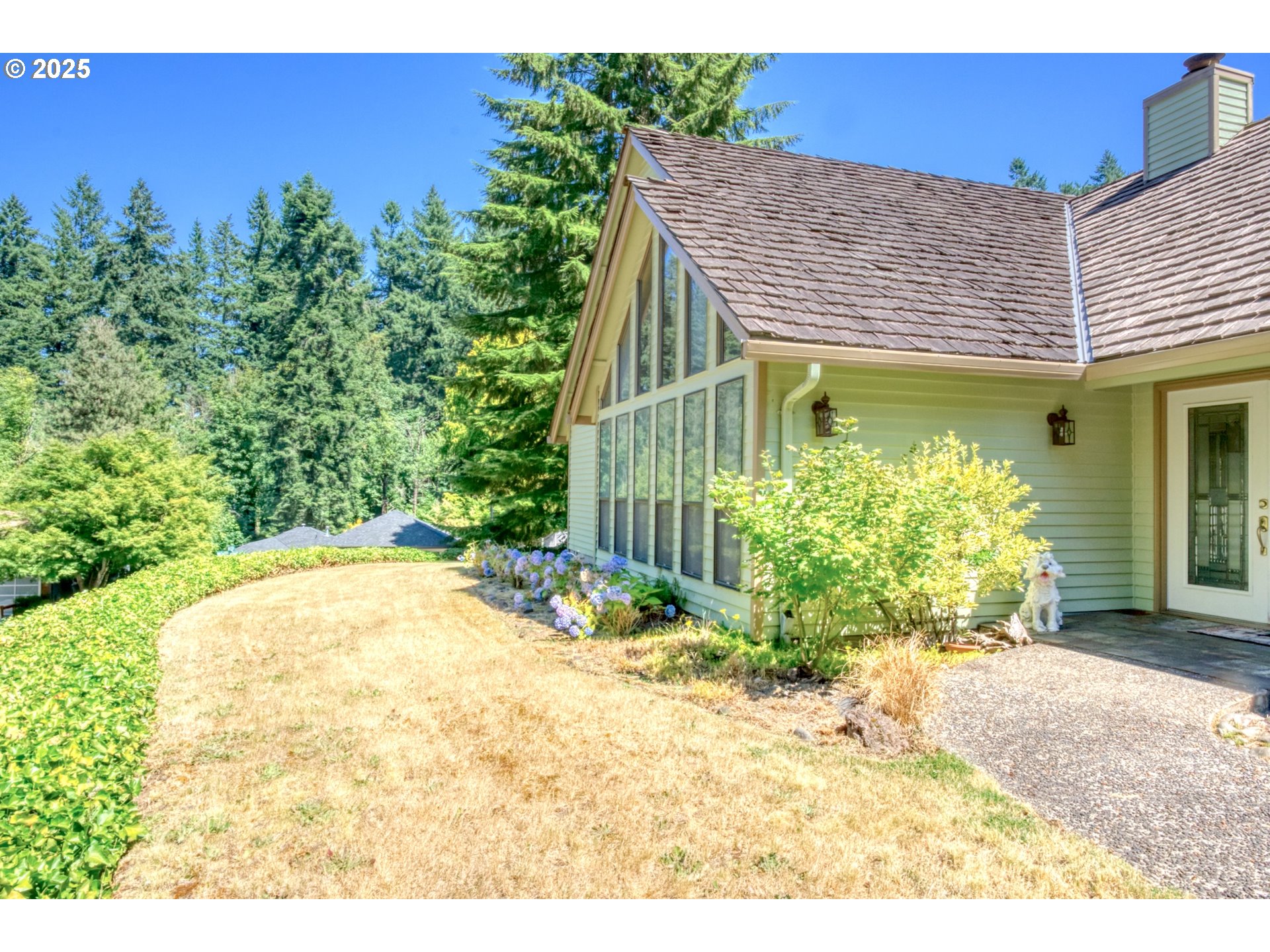 2626 WAKEROBIN CT