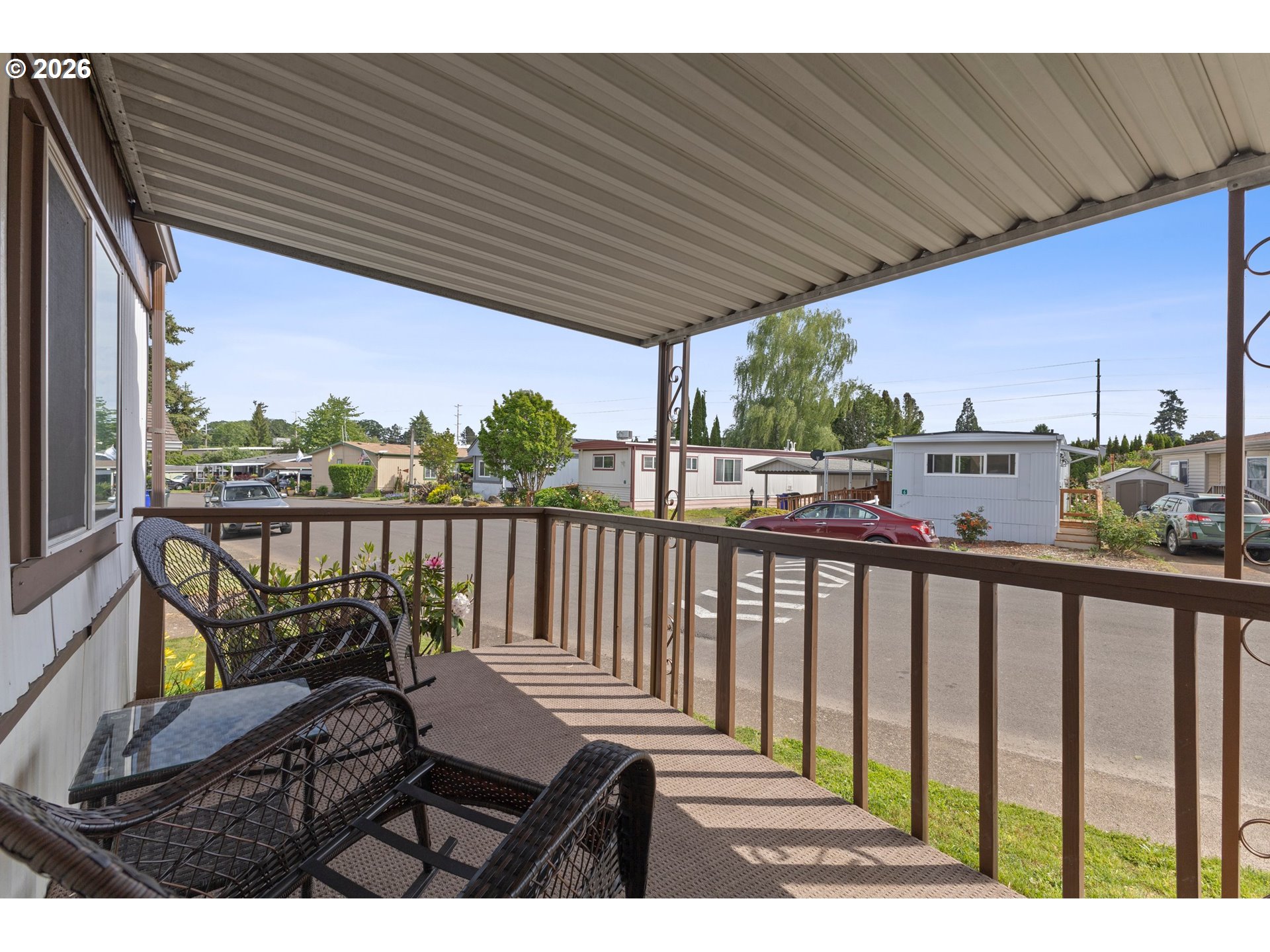 570 N 10th AVE 43