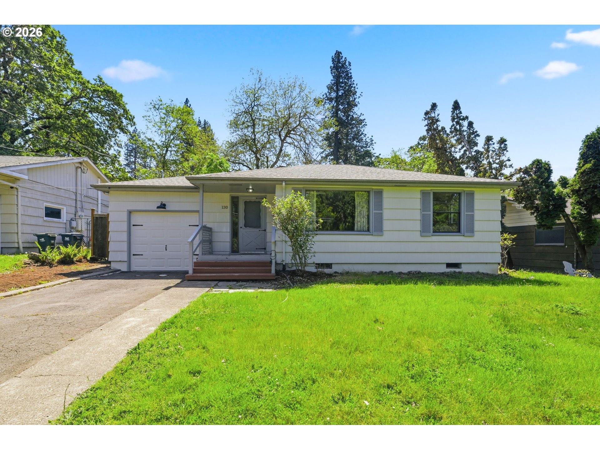 130 W 35TH PL