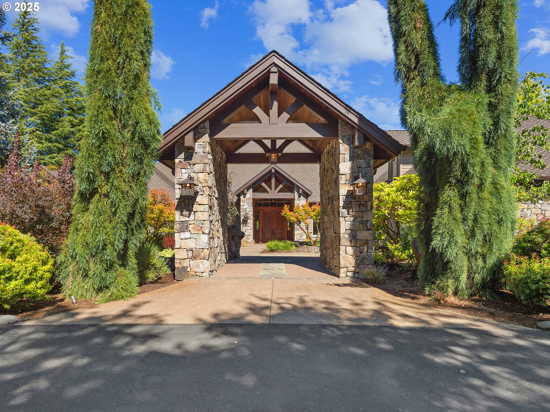 15215 NW FAIR ACRES DR