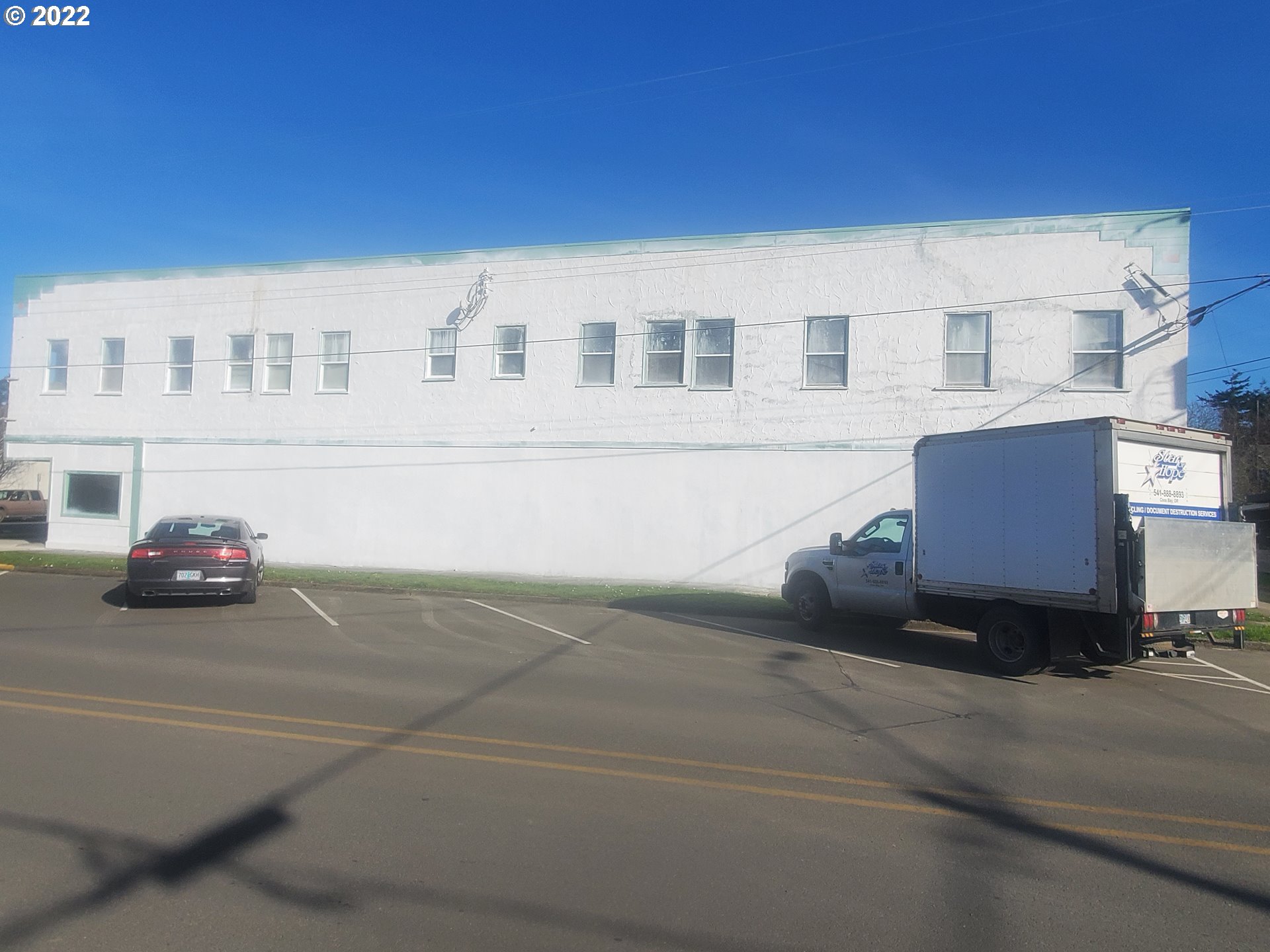 Photo 1 of 32 — 119 S WASSON ST, Coos Bay, OR 97420