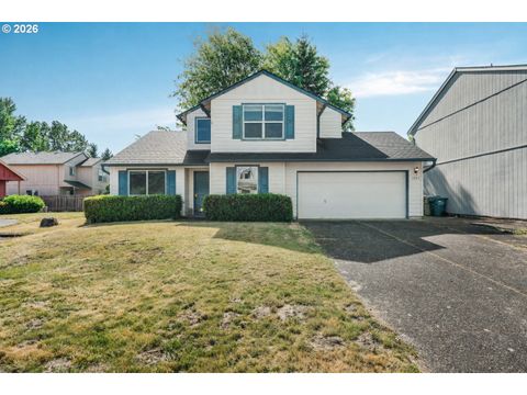 Photo of 1353 NE 86th Ct, Hillsboro, OR 97006 (MLS # 497026851)