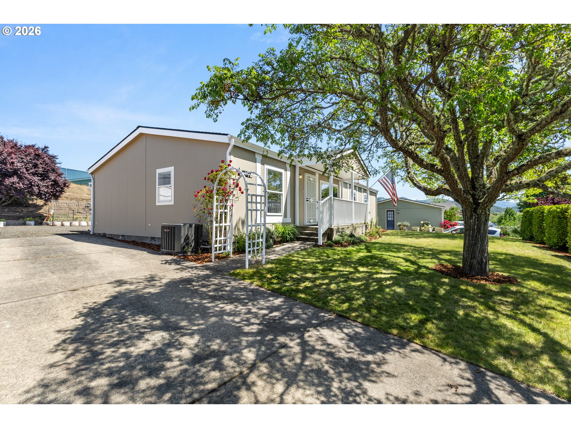 337 MONTE DR