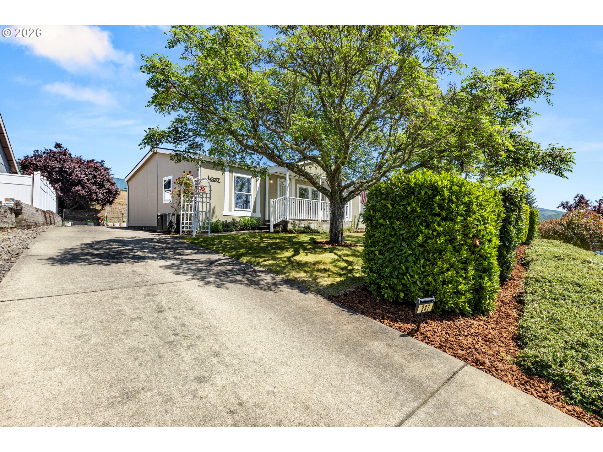 337 MONTE DR