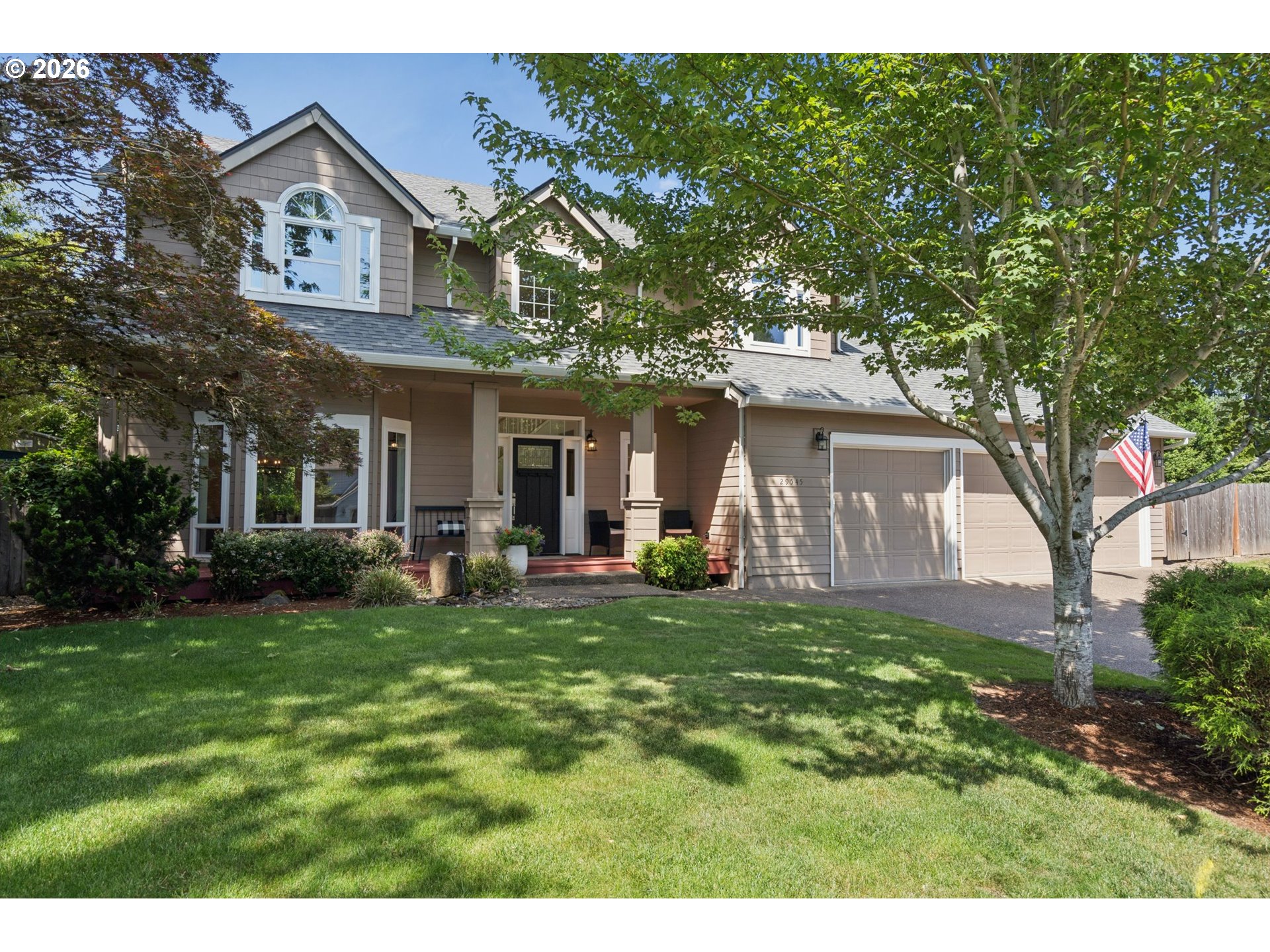 29545 SW Queens CT