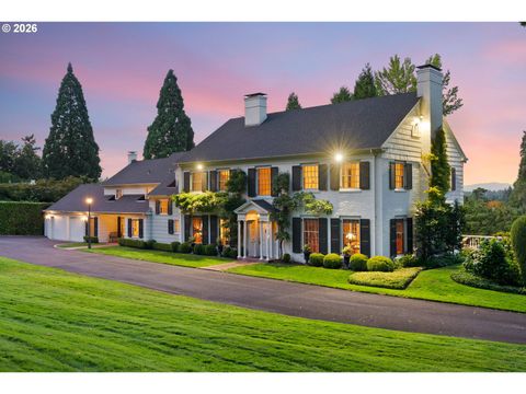 2393 S MILITARY RD Portland OR 97219