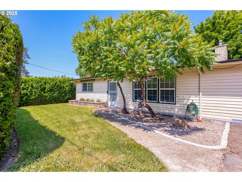 22692 SW HIGHLAND DR Sherwood OR 97140