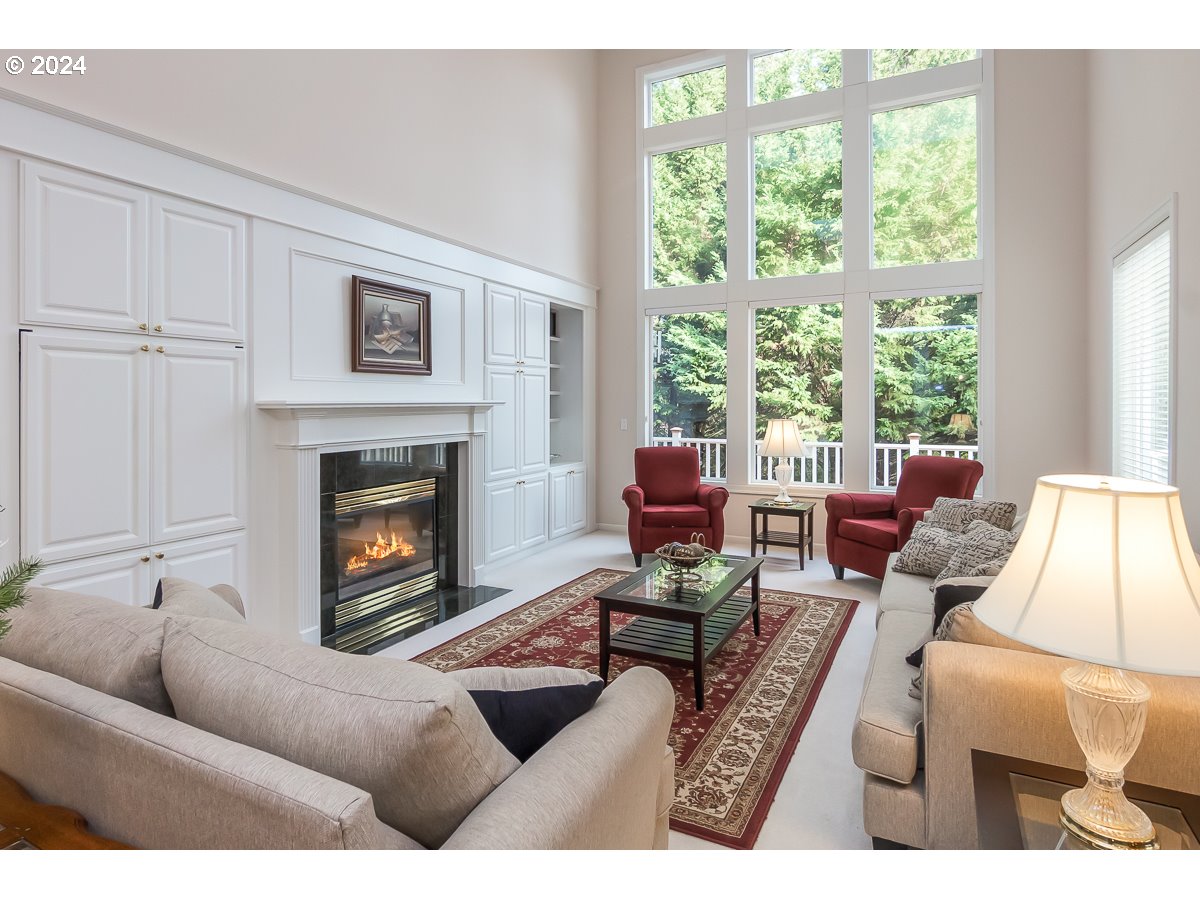 17115 SW SOREN CT