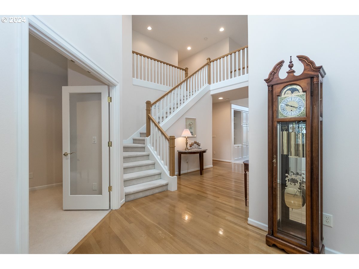 17115 SW SOREN CT