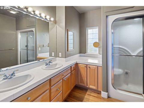 Tiny photo for 240 Magnolia Dr, Creswell, OR 97426 (MLS # 511155429)