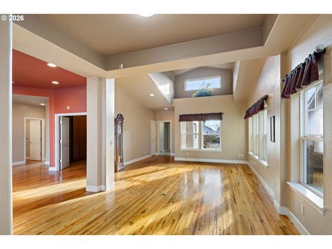 Tiny photo for 240 Magnolia Dr, Creswell, OR 97426 (MLS # 511155429)