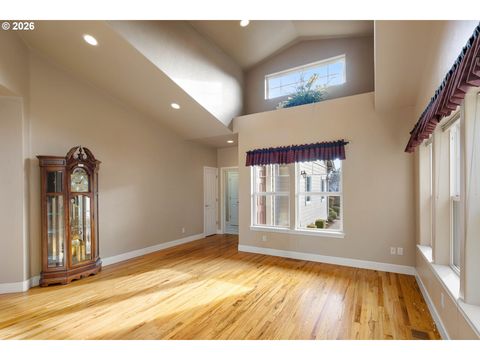 Tiny photo for 240 Magnolia Dr, Creswell, OR 97426 (MLS # 511155429)