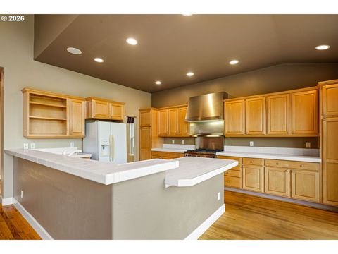 Tiny photo for 240 Magnolia Dr, Creswell, OR 97426 (MLS # 511155429)