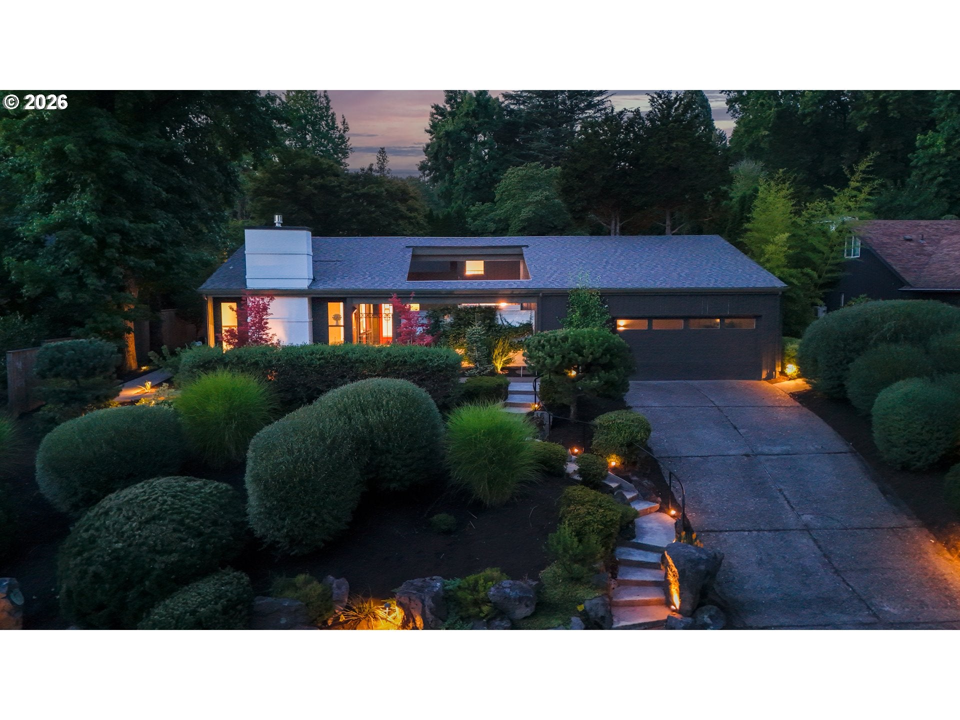3753 SW LYLE CT