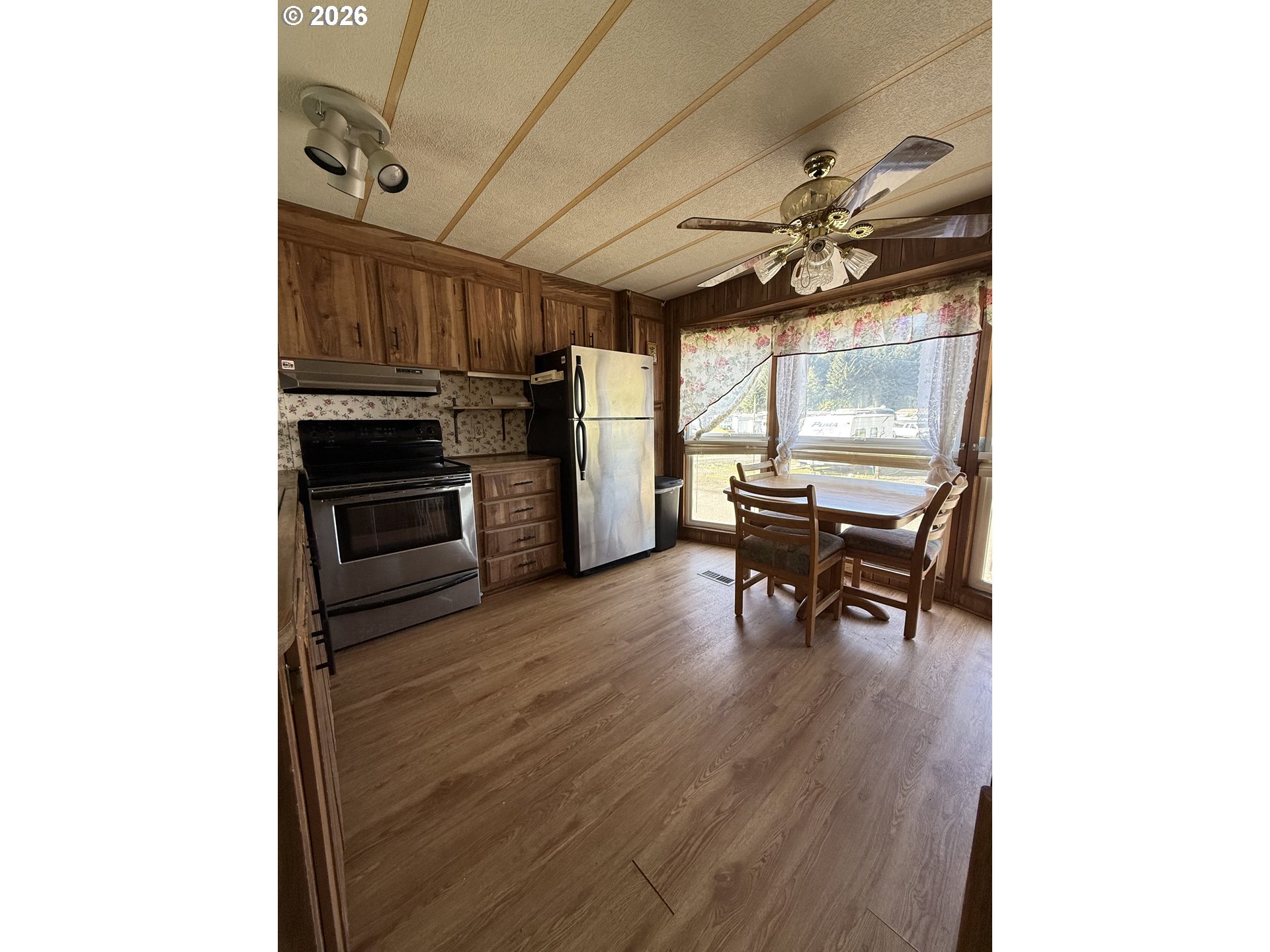 105 Beach BLVD #9 or E