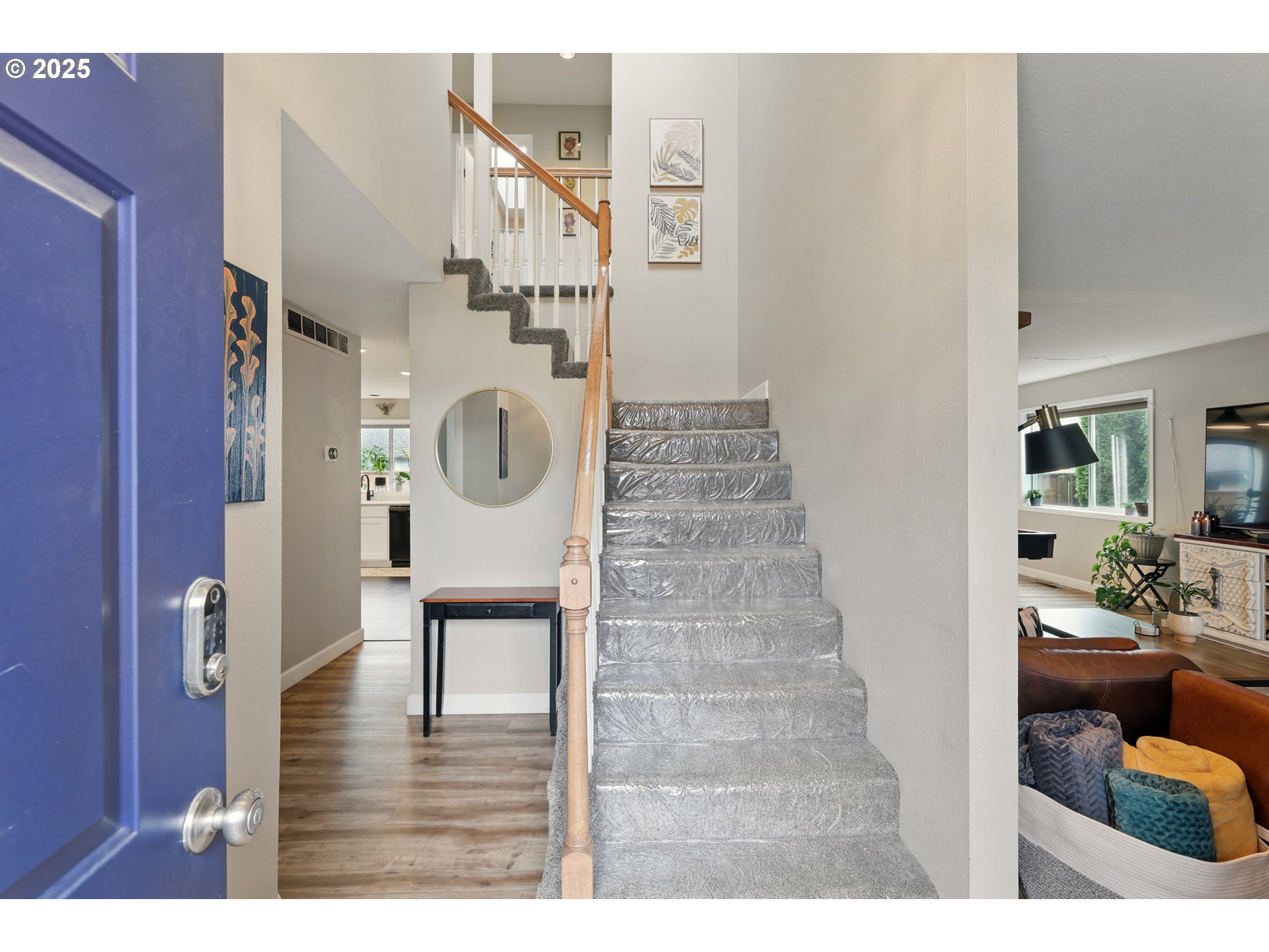 1509 SE SOLOMON LOOP