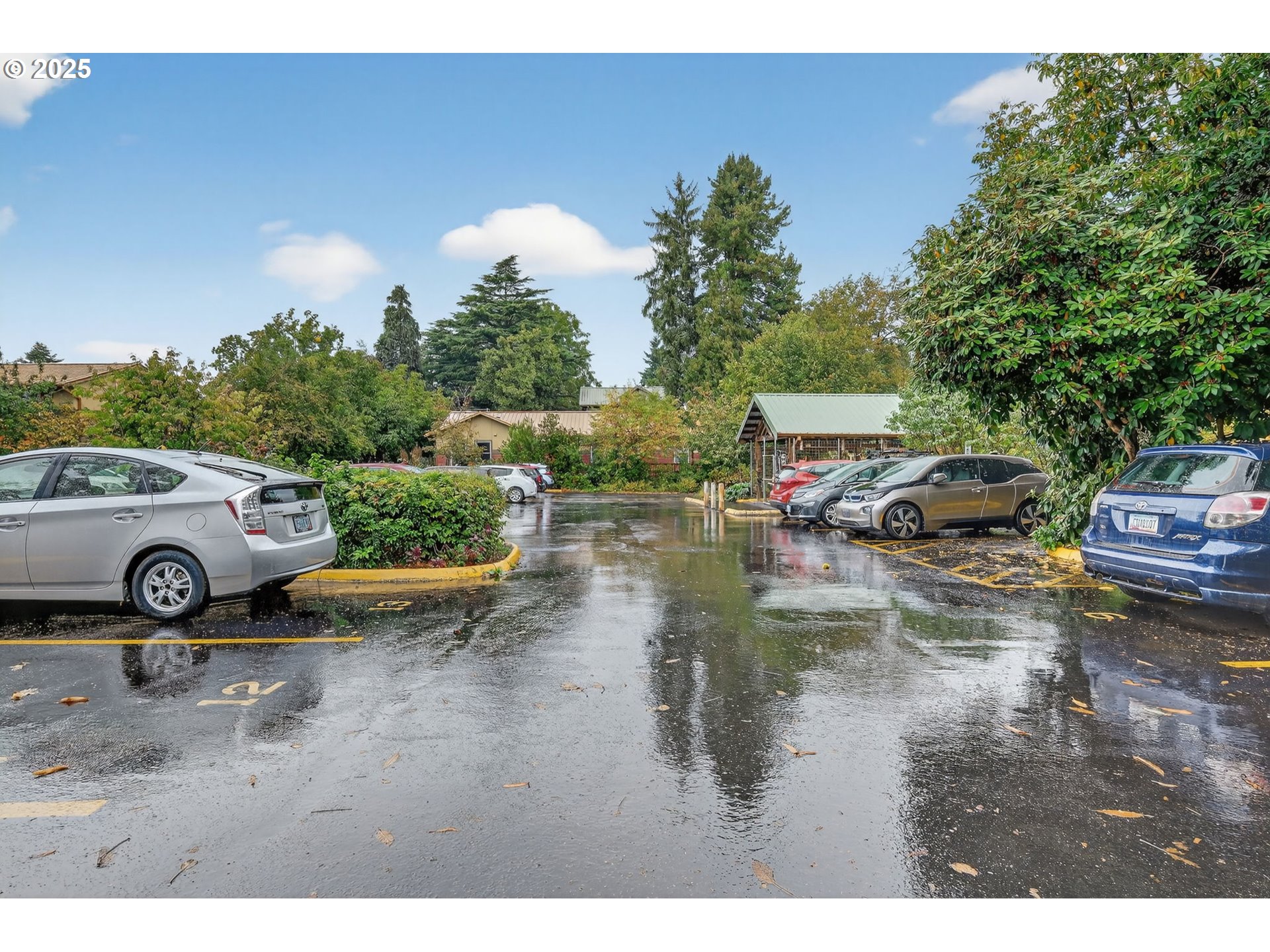 4653 NE KILLINGSWORTH ST 27