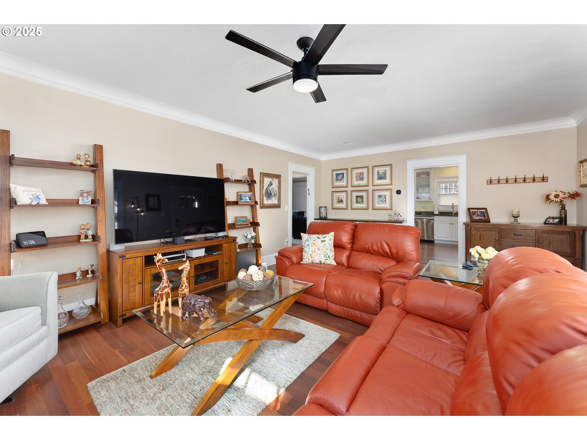 2437 NE 10TH AVE