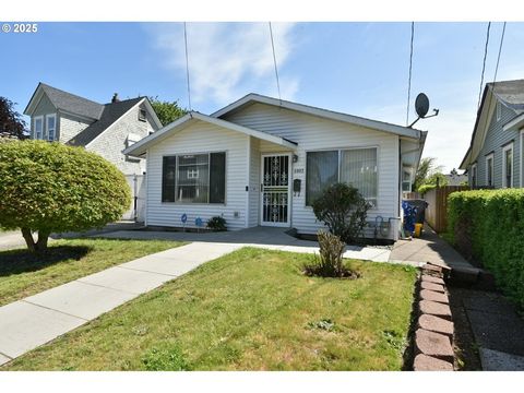 5902 NE 11TH AVE Portland OR 97211