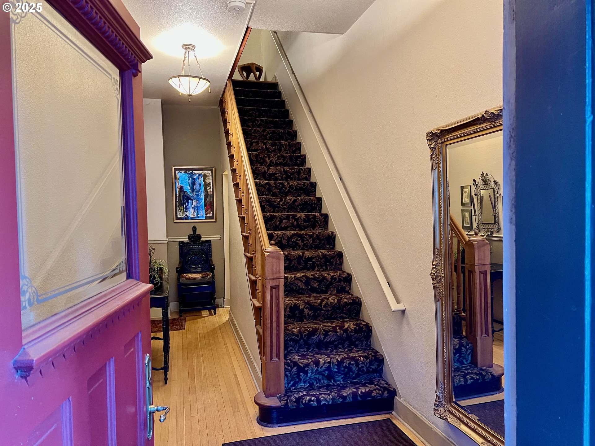 812 SW SAINT CLAIR AVE 3