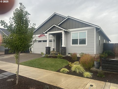 1006 SASSAFRAS ST Independence OR 97351