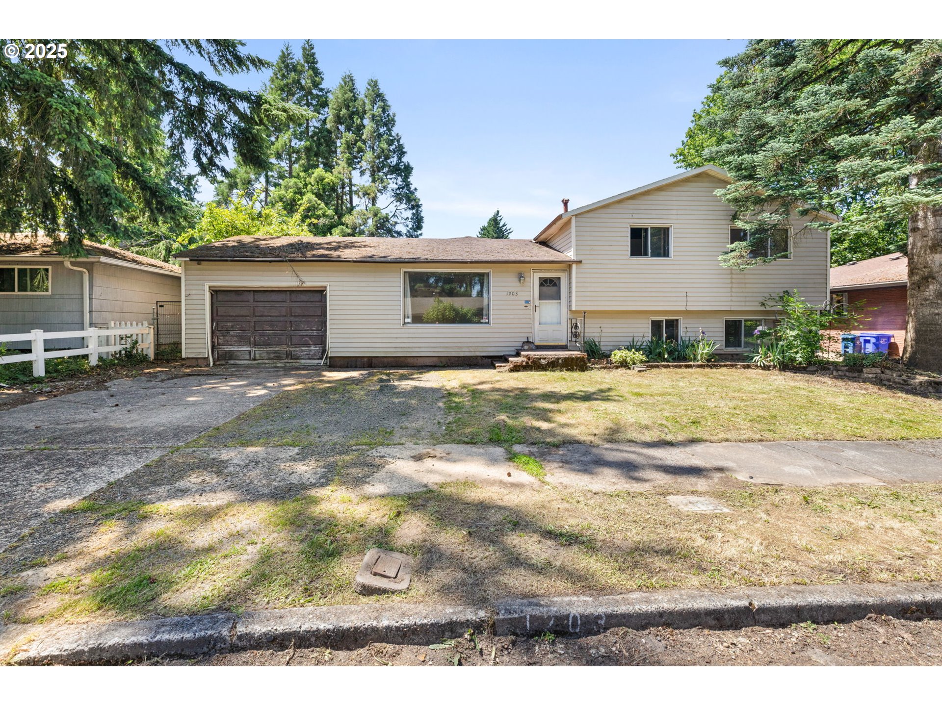 1203 NE 190TH PL