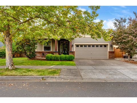 1084 THRONE DR Eugene OR 97402