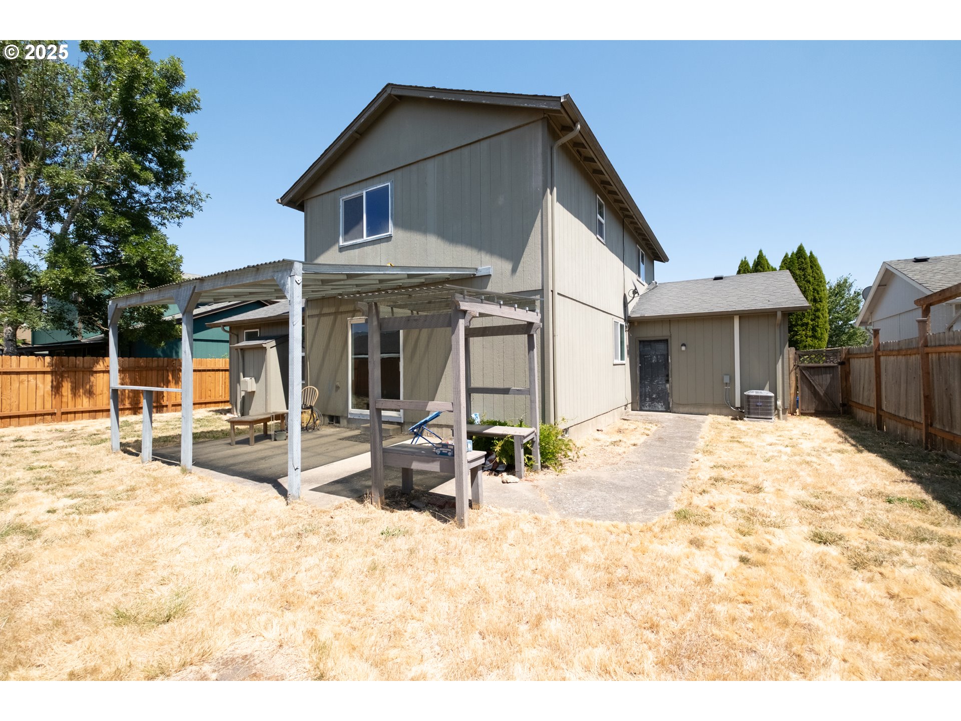 Lebanon, Oregon 97355, United States, 3 Bedrooms Bedrooms, ,3 BathroomsBathrooms,Residential,Active,177202