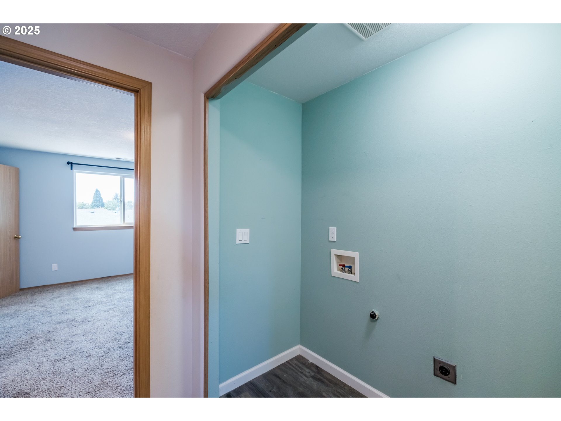 Lebanon, Oregon 97355, United States, 3 Bedrooms Bedrooms, ,3 BathroomsBathrooms,Residential,Active,177202