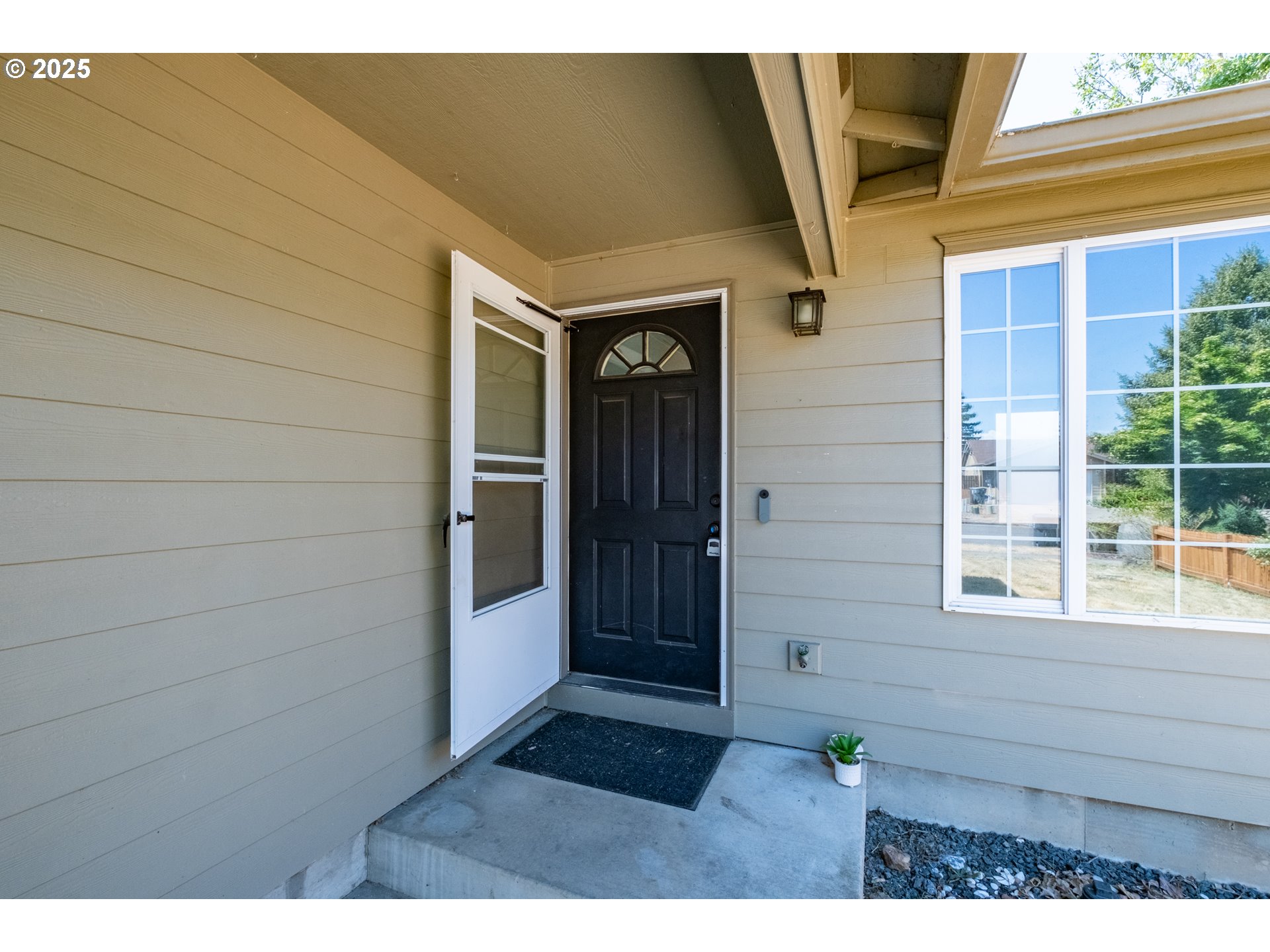 Lebanon, Oregon 97355, United States, 3 Bedrooms Bedrooms, ,3 BathroomsBathrooms,Residential,Active,177202