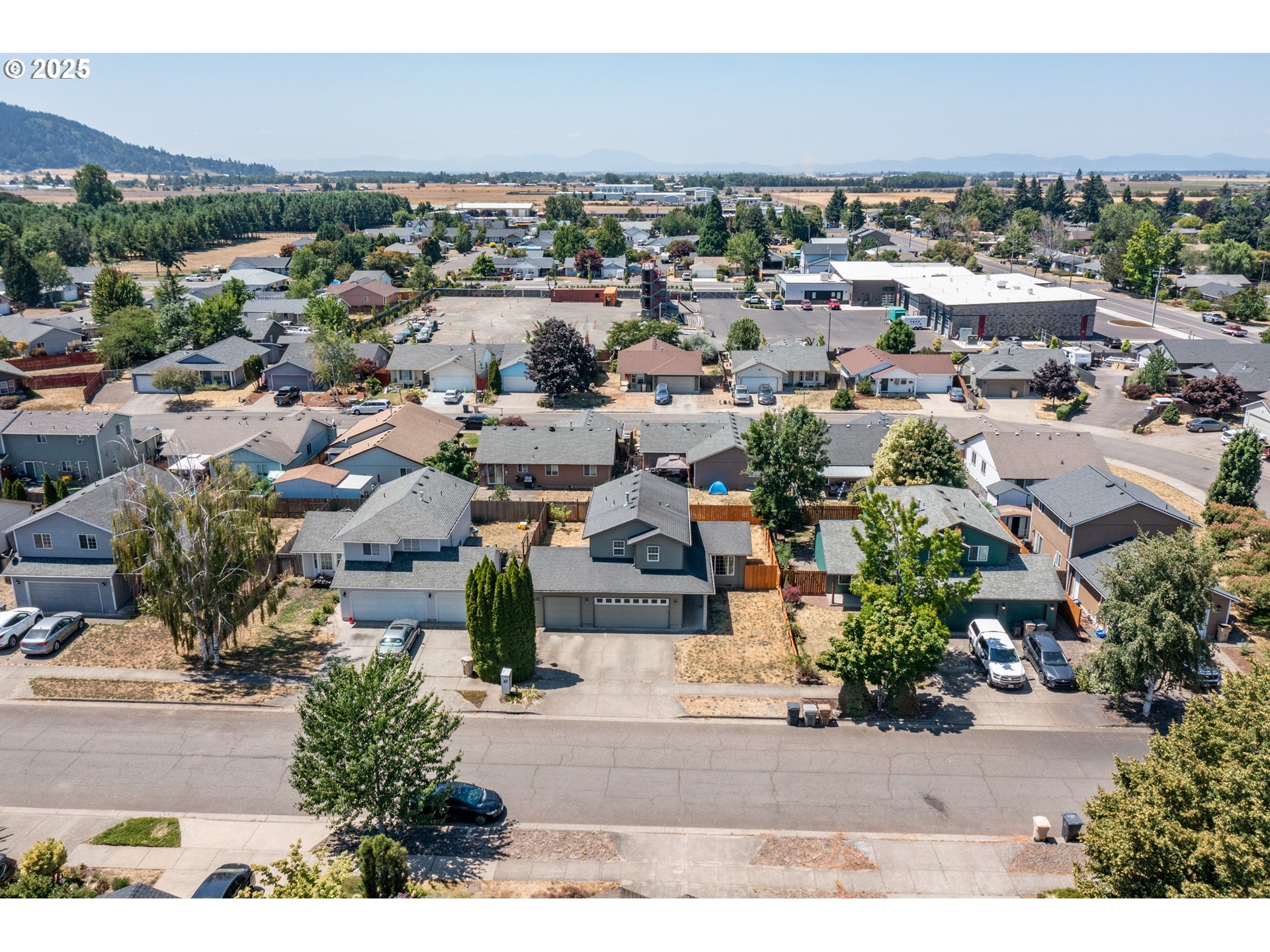 Lebanon, Oregon 97355, United States, 3 Bedrooms Bedrooms, ,3 BathroomsBathrooms,Residential,Active,177202