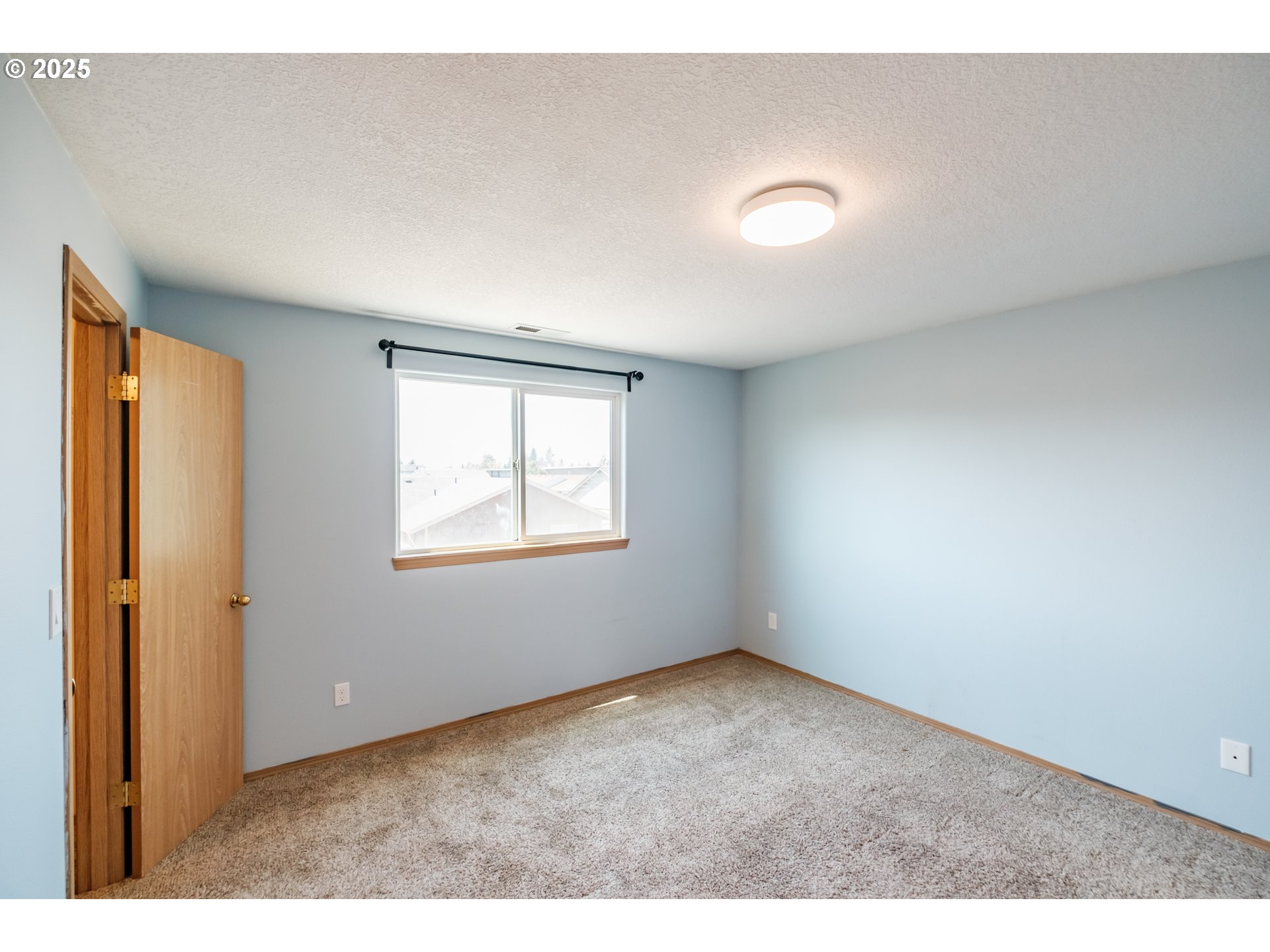 Lebanon, Oregon 97355, United States, 3 Bedrooms Bedrooms, ,3 BathroomsBathrooms,Residential,Active,177202