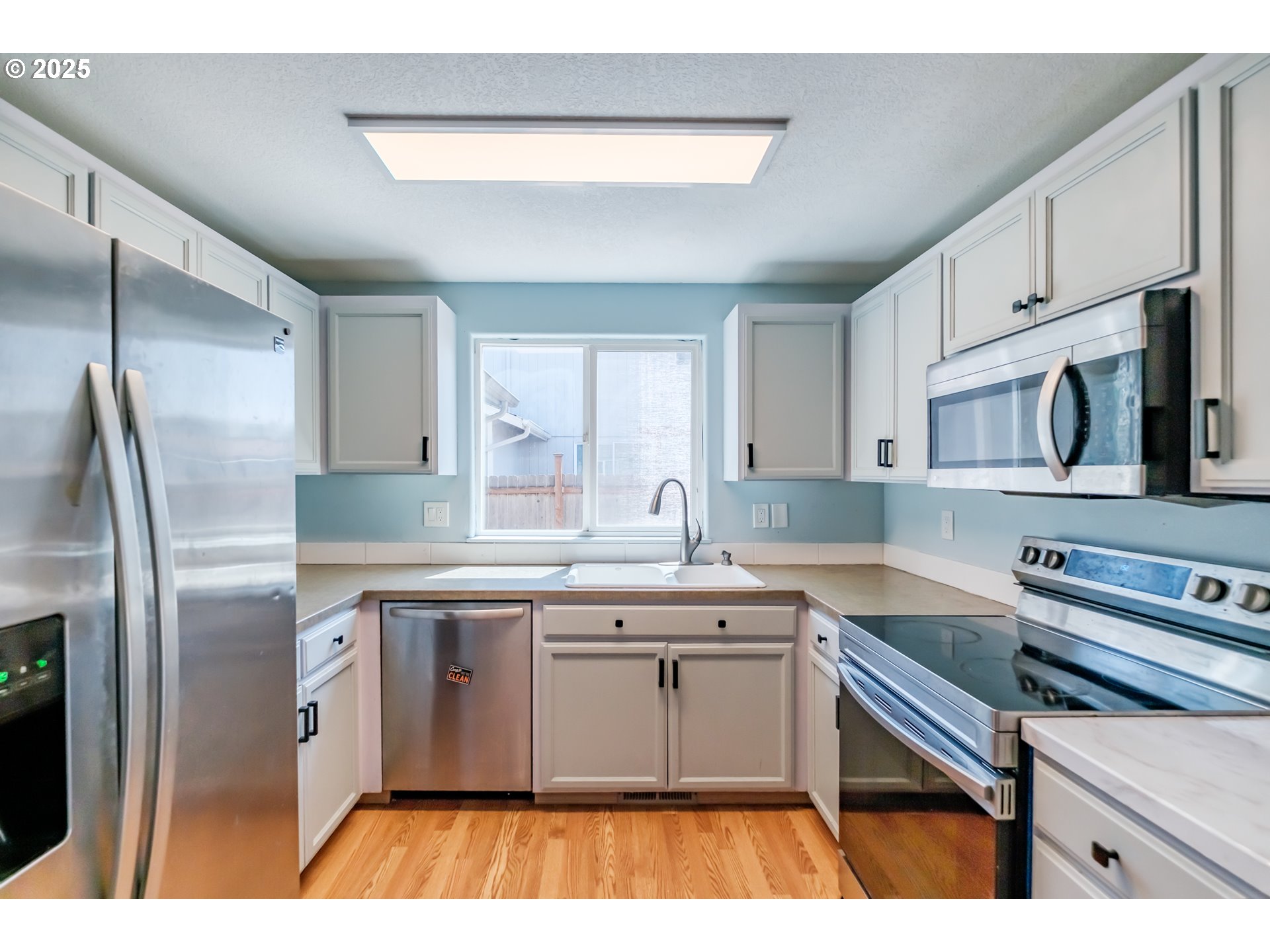 Lebanon, Oregon 97355, United States, 3 Bedrooms Bedrooms, ,3 BathroomsBathrooms,Residential,Active,177202