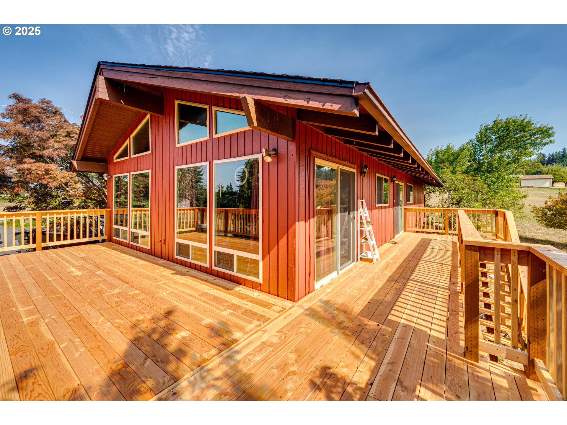1415 CLOVERDALE RD