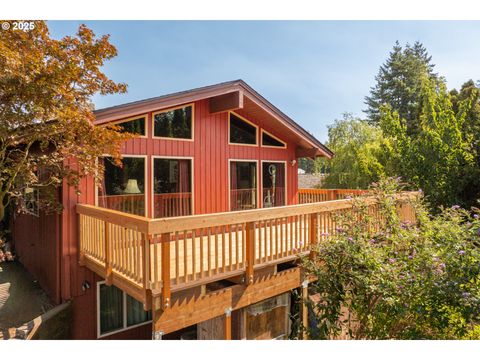 1415 CLOVERDALE RD Kalama WA 98625