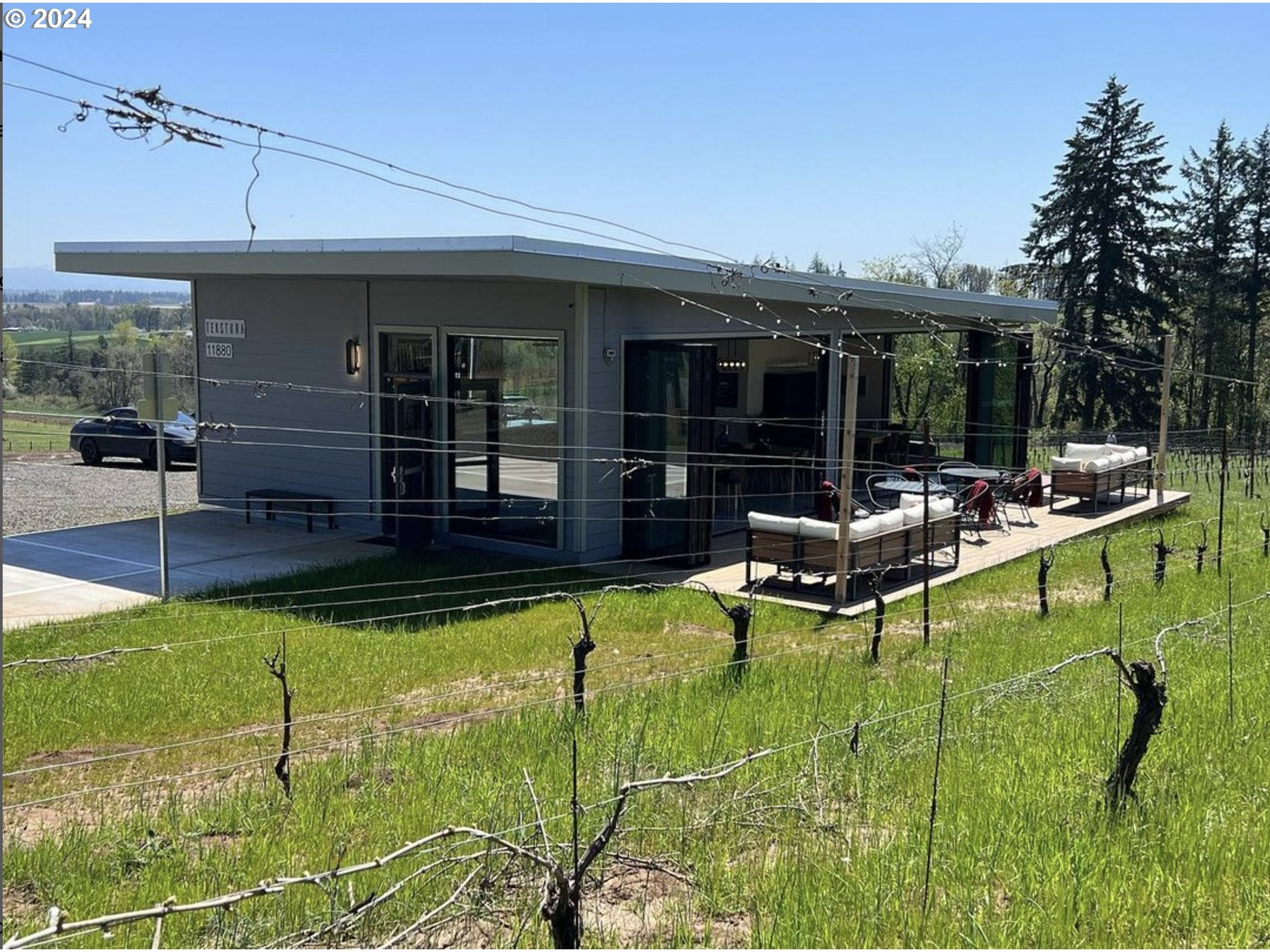 11880 SE EOLA HILLS RD