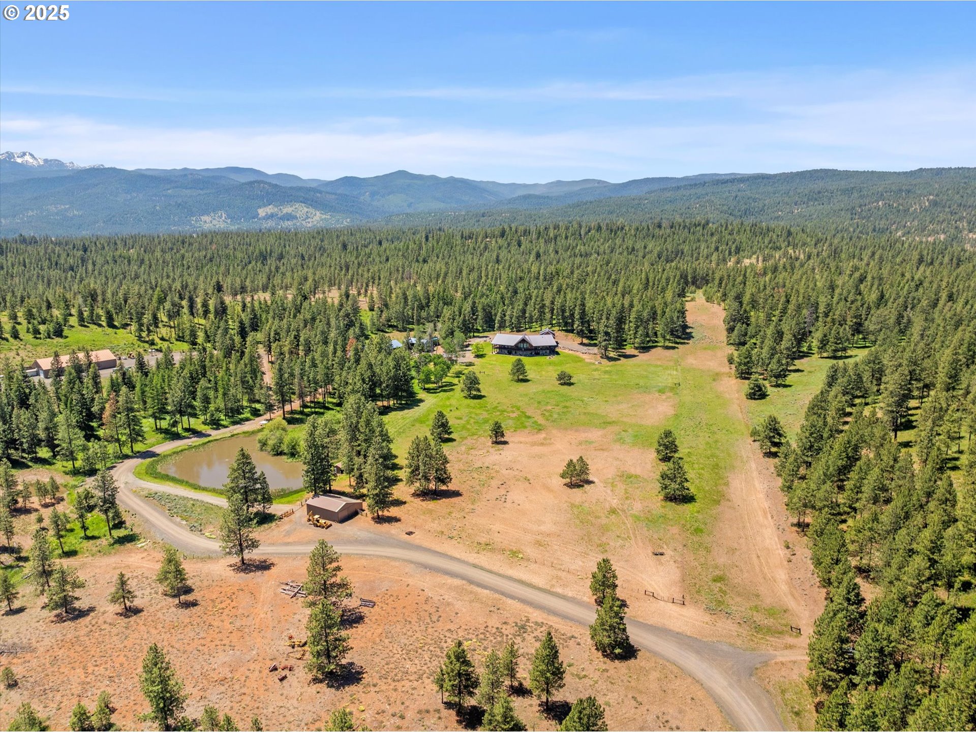 62924 WOLF CREEK LN