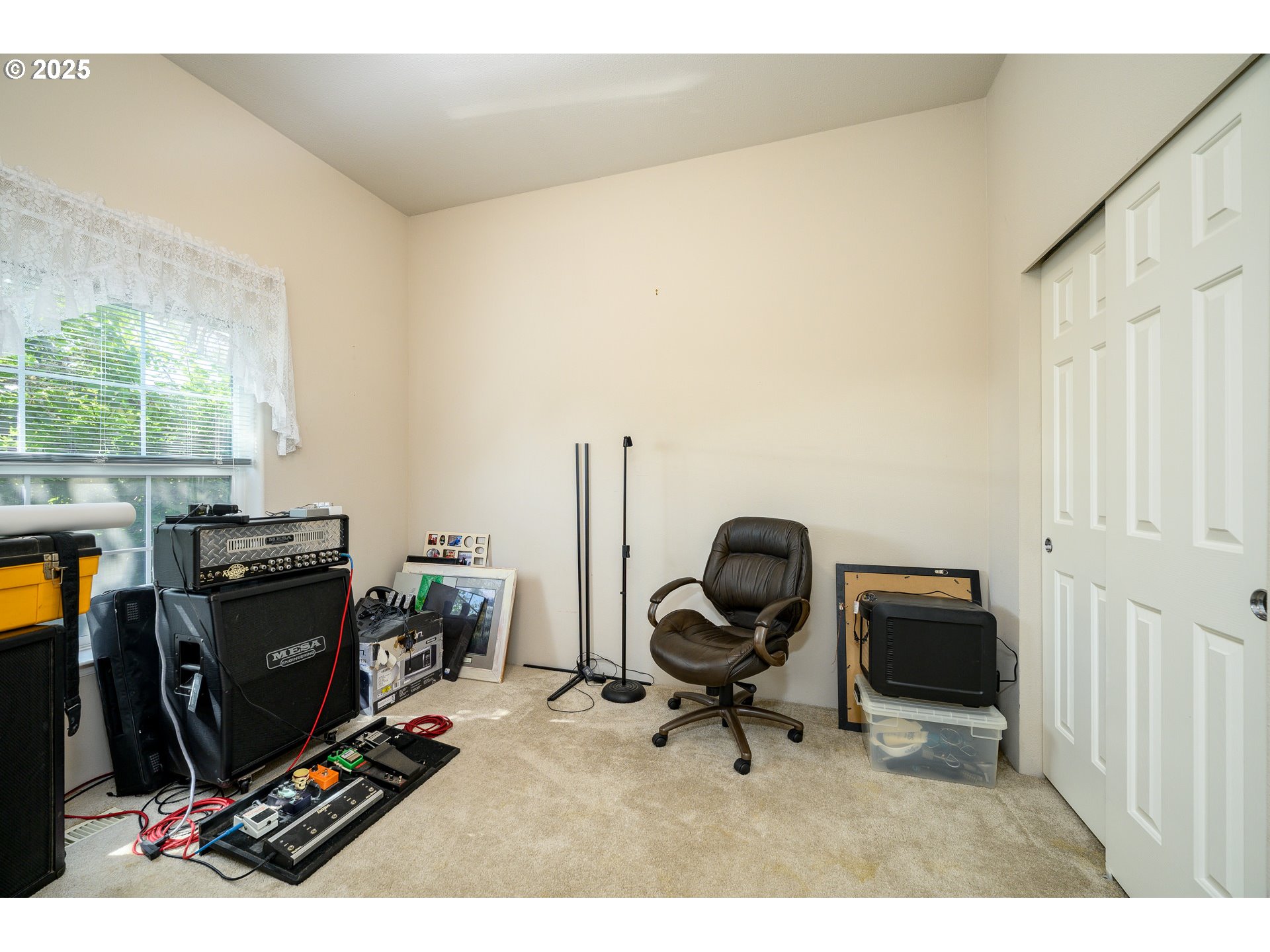 McMinnville, Oregon 97128, United States, 4 Bedrooms Bedrooms, ,3 BathroomsBathrooms,Residential,Active,192275