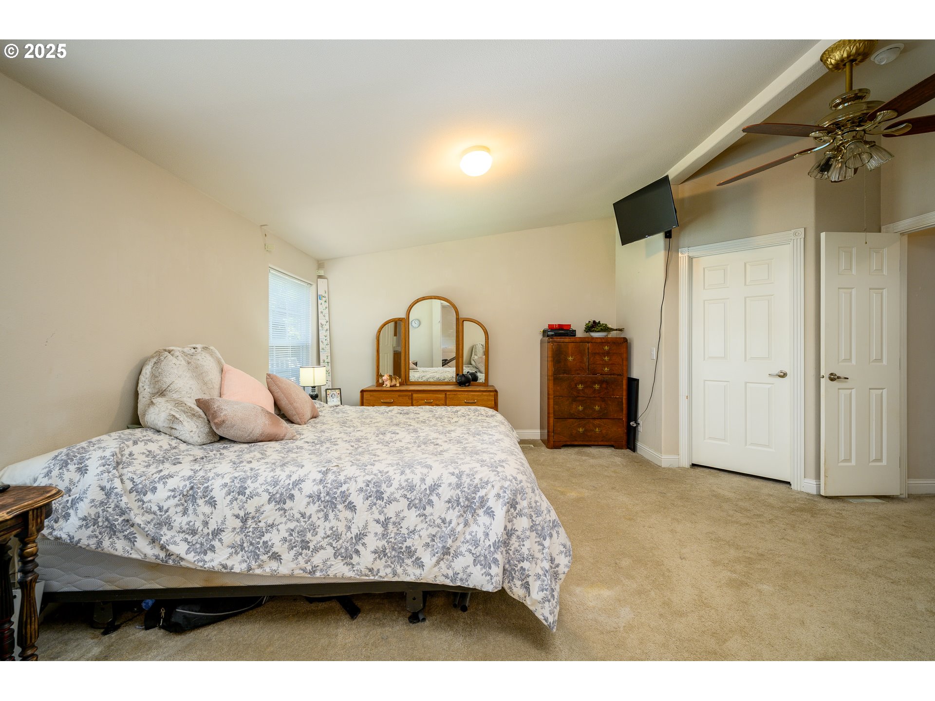 McMinnville, Oregon 97128, United States, 4 Bedrooms Bedrooms, ,3 BathroomsBathrooms,Residential,Active,192275