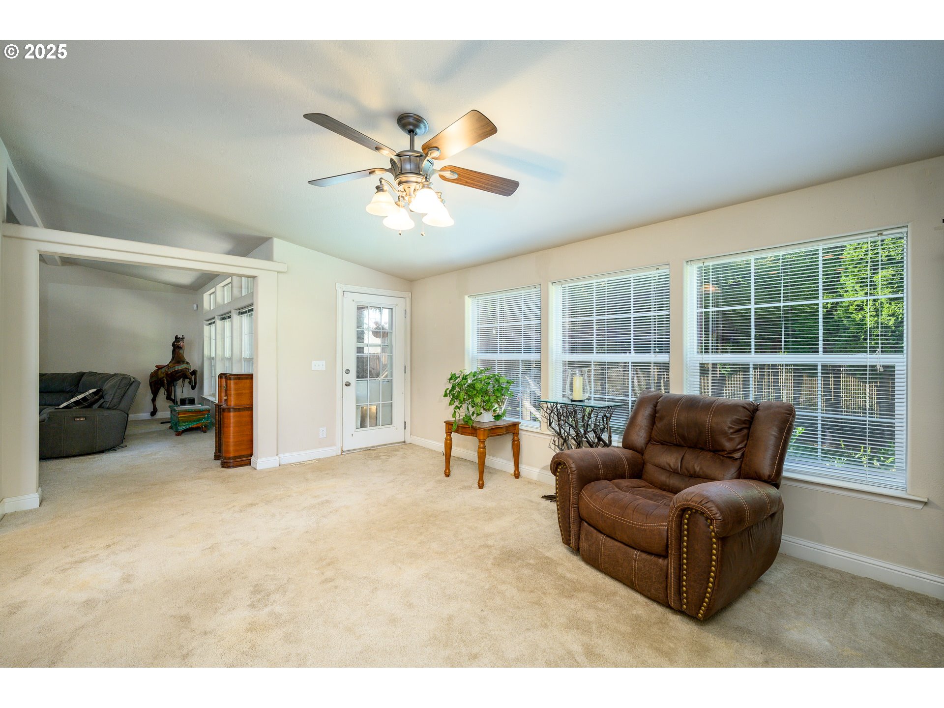 McMinnville, Oregon 97128, United States, 4 Bedrooms Bedrooms, ,3 BathroomsBathrooms,Residential,Active,192275