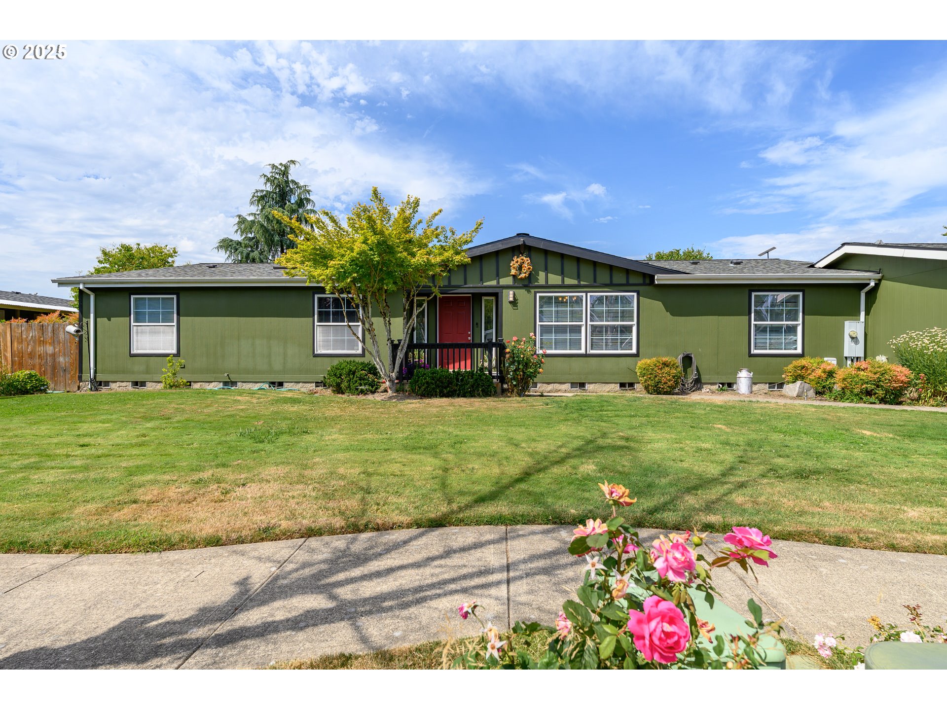 McMinnville, Oregon 97128, United States, 4 Bedrooms Bedrooms, ,3 BathroomsBathrooms,Residential,Active,192275