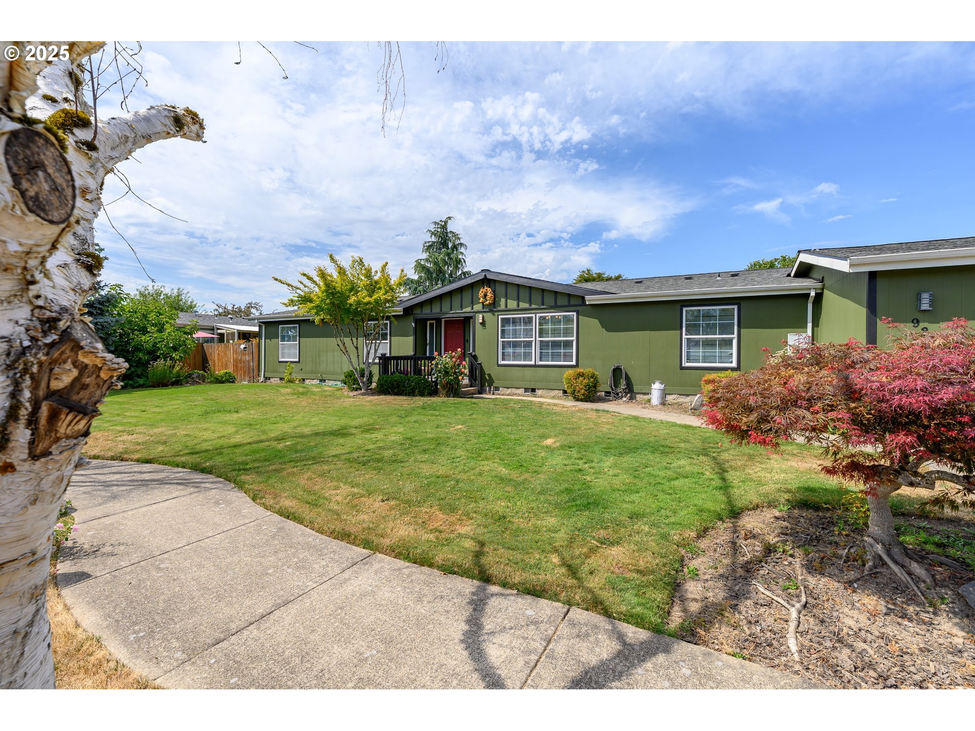 McMinnville, Oregon 97128, United States, 4 Bedrooms Bedrooms, ,3 BathroomsBathrooms,Residential,Active,192275