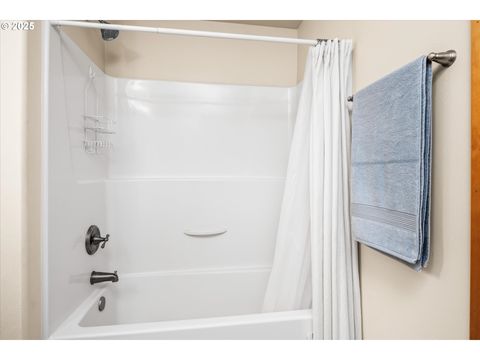 Tiny photo for 37381 Riverside Dr, Pleasant Hill, OR 97455 (MLS # 416939024)
